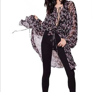 NWT VISTORIA SECRET westside floral chiffon duster